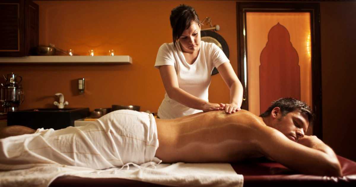 Massaggiatrice, mestiere delicato: �Il contatto rischia sempre di essere frainteso�